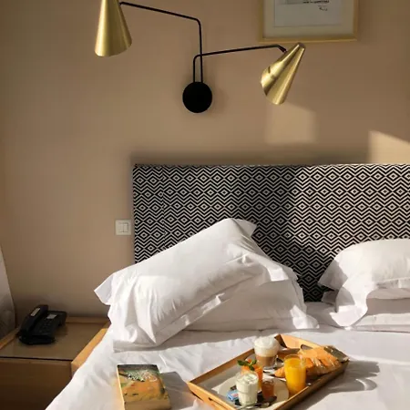 Belle-vue Vieux-port Hotell