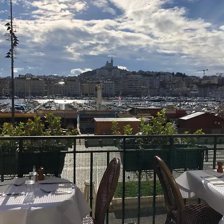 Belle-vue Vieux-port Hotel